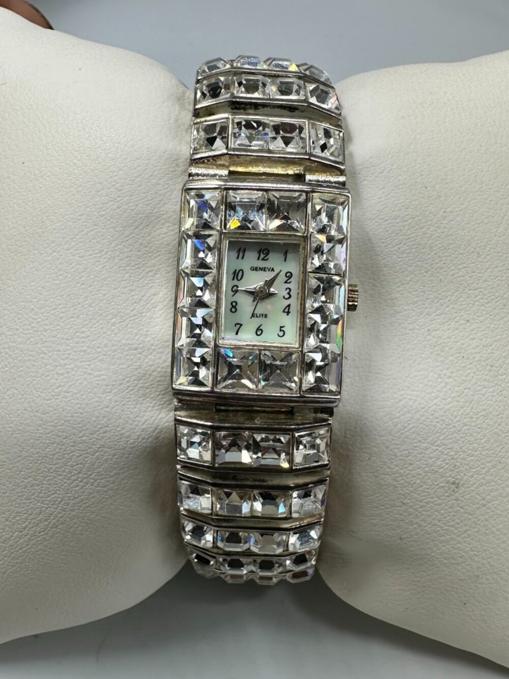 Geneva Elite Rhinestone Watch Women Silver Tone White Dial New Battery 6.75"